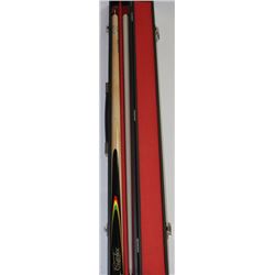 QUETEC POOL CUE IN CASE