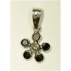 14K WHITE GOLD BLACK DIAMOND (0.4CT) & WHITE