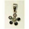 Image 1 : 14K WHITE GOLD BLACK DIAMOND (0.4CT) & WHITE