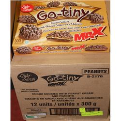 CASE OF COCOA COOKIES W/ PEANUT CREAM