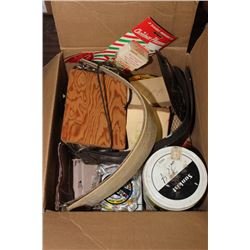 BOX OF ASSORTED VINTAGE & ANTIQUE SHAVING SUPPLIES