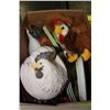 Image 1 : BOX OF ROOSTER ORNAMENTS