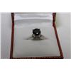 Image 1 : LADIES WHITE GOLD FOUR CLAW SOLITAIRE BLACK
