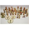 Image 2 : LARGE HUMMEL GOEBEL GERMAN ORNAMENT COLLECTION