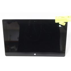32GB  MICROSOFT SURFACE / 10.6" TOUCHSCREEN/ BLACK