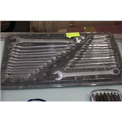 NEW MASTERCRAFT WRENCH SET