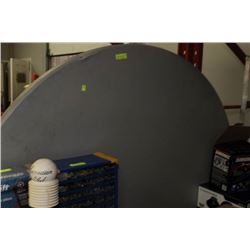 6FT ROUND TABLE WITH FOLDING LEGS