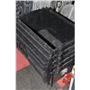 Image 1 : 5 HEAVY DUTY STACKABLE GM TOTES