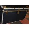 Image 1 : BLUE STORAGE TRUNK W CAMPING SUPPLIES