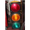 Image 1 : TRAFFIC LIGHT