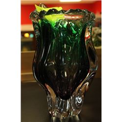 GREEN AND PURPLE ART GLASS VASE