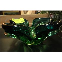BLUE AND GREEN ART GLASS DISH