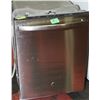 Image 1 : GE STAINLESS STEEL DISHWASHER