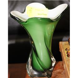WHITE AND GREEN ART GLASS VASE
