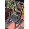 Image 1 : WOOD ROCKING CHAIR - BLACK