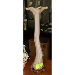 WHITE ART GLASS VASE