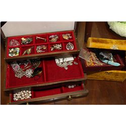 2 JEWELLERY BOXES W CONTENTS