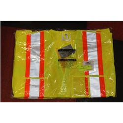 2 CONDOR SAFTEY VESTS