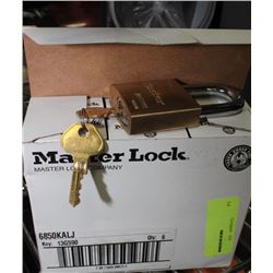 CASE OF 6 MASTERLOCKS
