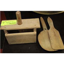ANTIQUE BUTTER PRESS AND PADDLES