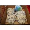 Image 1 : FOUR GARDEN HEADS & FLOWER POT
