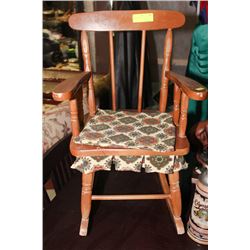 CHILDS ROCKING CHAIR