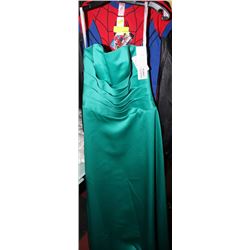 ALBERT ANGELO SIZE 6 GREEN BRIDESMAID DRESS