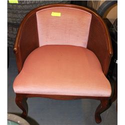 VINTAGE WICKER AND DUSTY ROSE ARMCHAIR