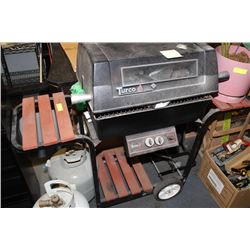 TURCO BBQ W 2 PROPANE TANKS