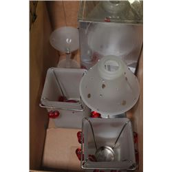 GLASS CANDLE HOLDER SET