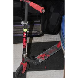 SPIDERMAN MARVEL SCOOTER