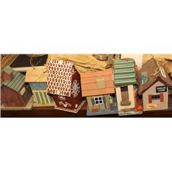 6 BIRDHOUSES
