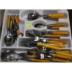 ESTATE YELLOW CUTLERY SET
