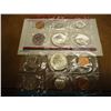 Image 2 : 1972 US MINT SET (UNC) P/D/S (WITH ENVELOPE) THIS IS AN OFFICIAL US PACKAGED P/D/S SET, IT DOES NOT 