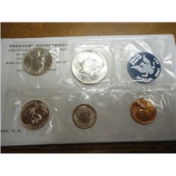 1965 US SPECIAL MINT SET WITH ENVELOPE 40% SILVER JOHN F. KENNEDY HALF DOLLAR