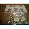 Image 2 : 1972 US MINT SET (UNC) P/D/S (WITH ENVELOPE) THIS IS AN OFFICIAL US PACKAGED P/D/S SET, IT DOES NOT 