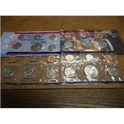 1995 & 1998 US MINT SETS P/D (WITH ENVELOPES)