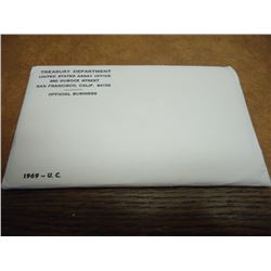 1969 US MINT SET (UNC) P/D/S (WITH ENVELOPE) 40% SILVER JOHN F. KENNEDY HALF DOLLAR, THIS IS AN OFFI