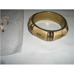 Vintage wooden design leaf cuff bracelet