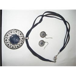 Earring and necklace set beautiful heart designs