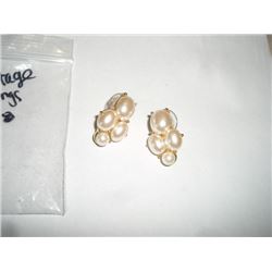 Vintage pearl earrings