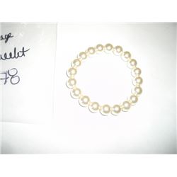 Vintage pearl bracelet