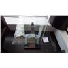 Image 2 : DESIGNER TABLE WITH SQUARE GLASS TOP