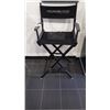 Image 1 : ONE YOUNG BLOOD CHAIR AND APRON