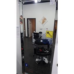 CUSTOM BEVELED EDGE LONG MIRROR