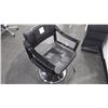 Image 1 : HIGH END LEATHER ADJUSTABLE STYLIST CHAIR AND RUMBBER MATT