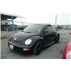 Image 1 : 99 Volkswagen New Beetle 2 Dr  Hatchback - T - DRIVE MC TP