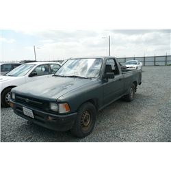 93 Toyota Pickup 2 Dr STD Standard Cab SB - ADT - DRIVE MC HG