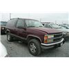 Image 3 : 93 Chevrolet Blazer 2 Dr  4WD SUV - T - DRIVE MC TP