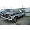 Image 1 : 90 GMC Suburban 4 Dr  SUV - T - DRIVE